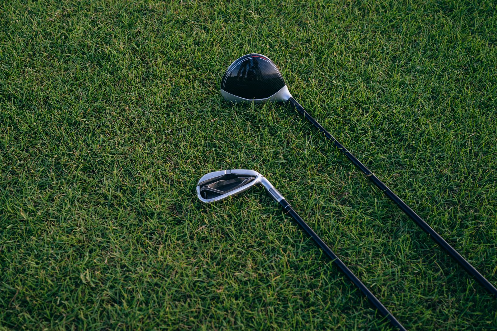 vintage six iron clubhead